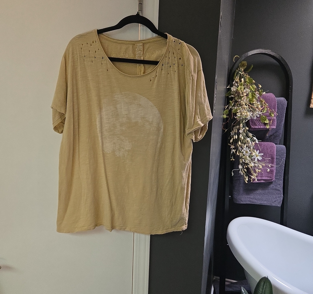Magnolia Pearl Moon T-Shirt